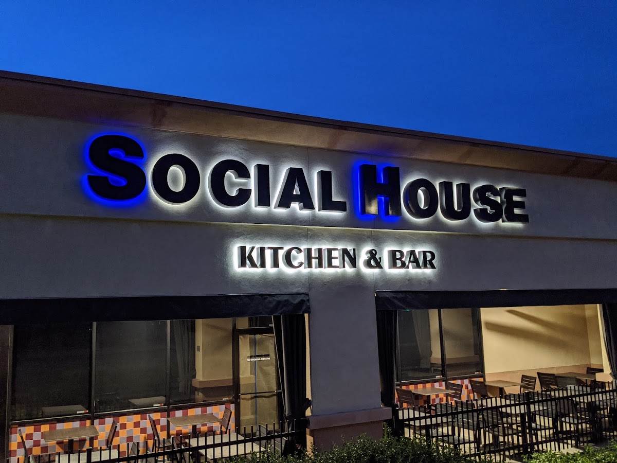 Social House Kitchen and Bar